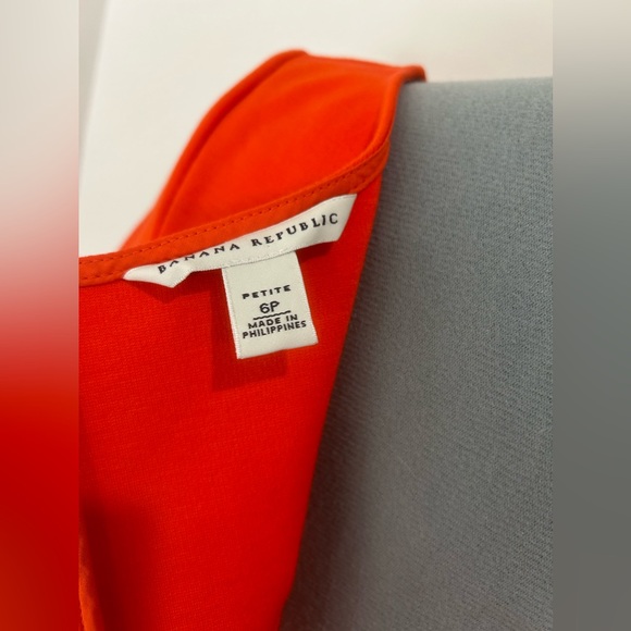 BANANA REPUBLIC - Cap-Sleeve Ponte Sheath Dress Size 6P - Picture 6 of 10